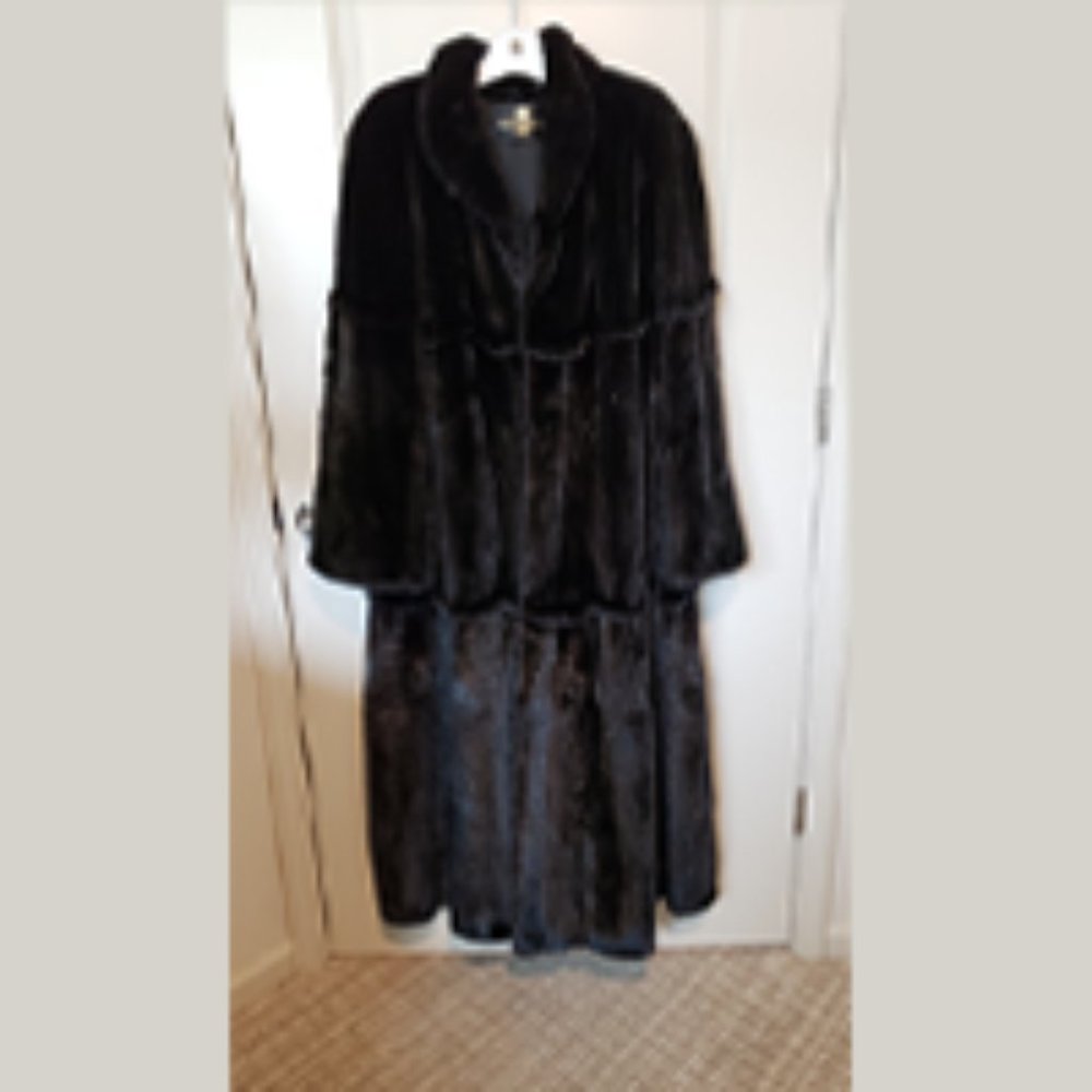 Helen Frushtick Natural Ranch Mink Coat - Full Length M-XL